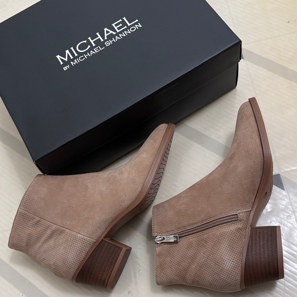 Michael by Michael Shannon.  Elegant Tan Ankle Boots, size 7. New! NWT - Picture 9 of 10